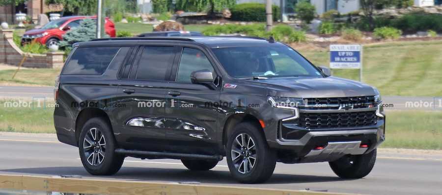 2021 Chevrolet Suburban Z71 Spied With No Camouflage