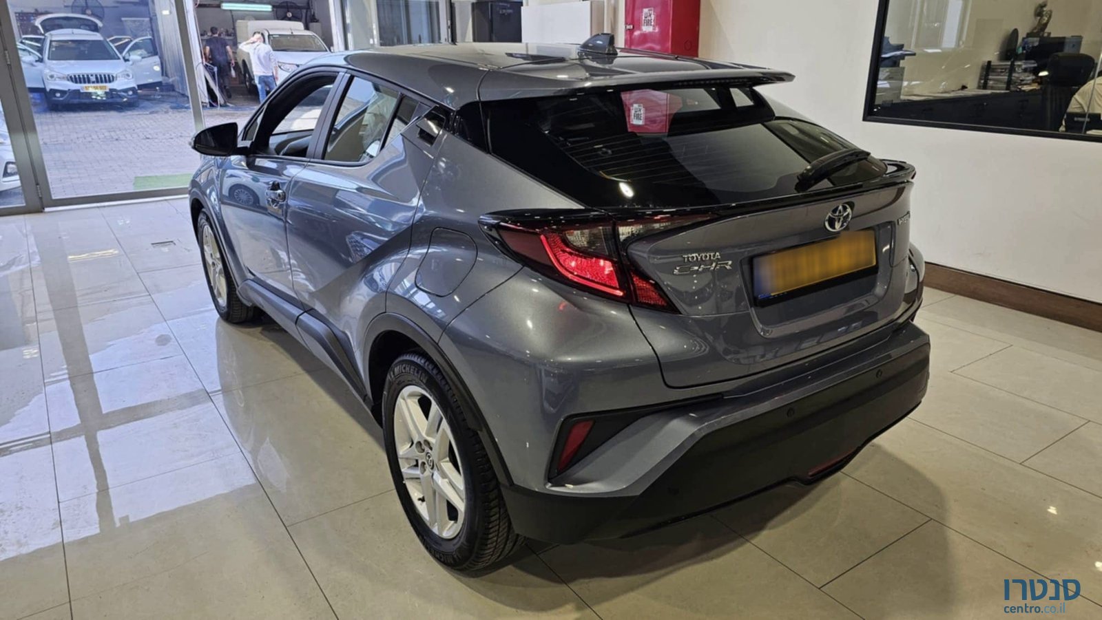 2022' Toyota C-HR photo #4