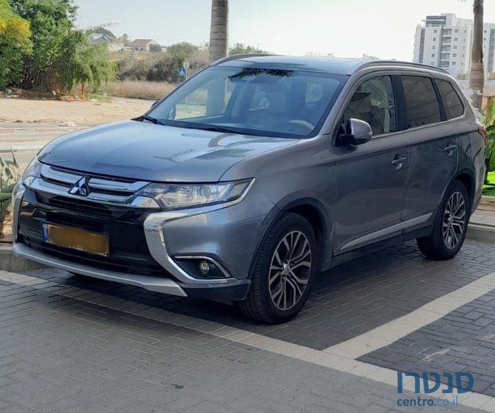 2017' Mitsubishi Outlander מיצובישי אאוטלנדר photo #4