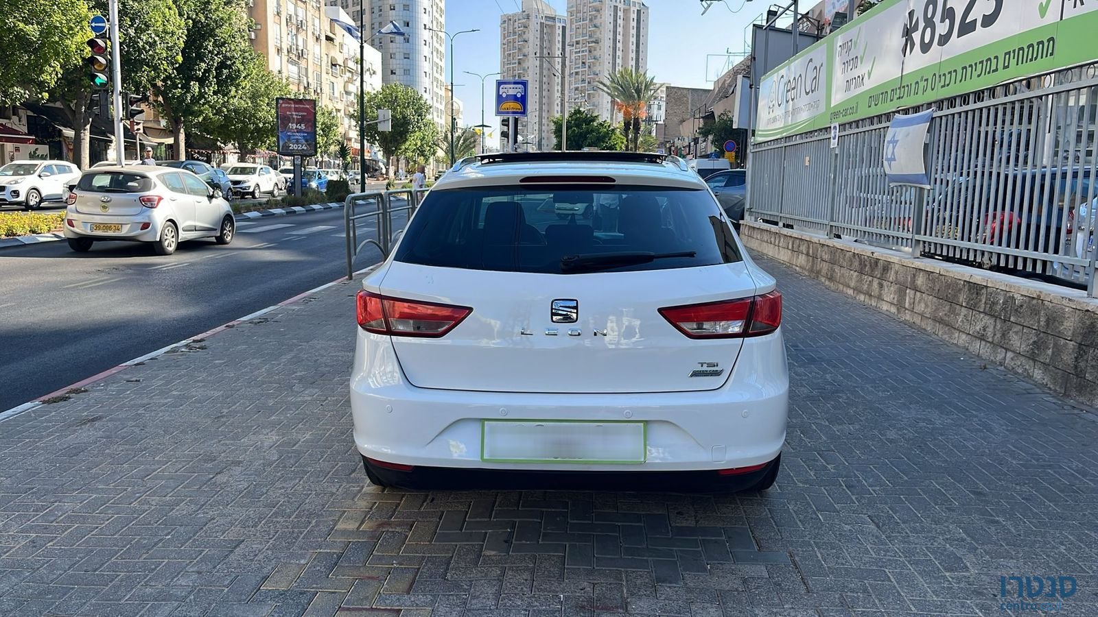 2016' SEAT Leon photo #5