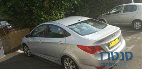 2013' Hyundai i25 יונדאי photo #2