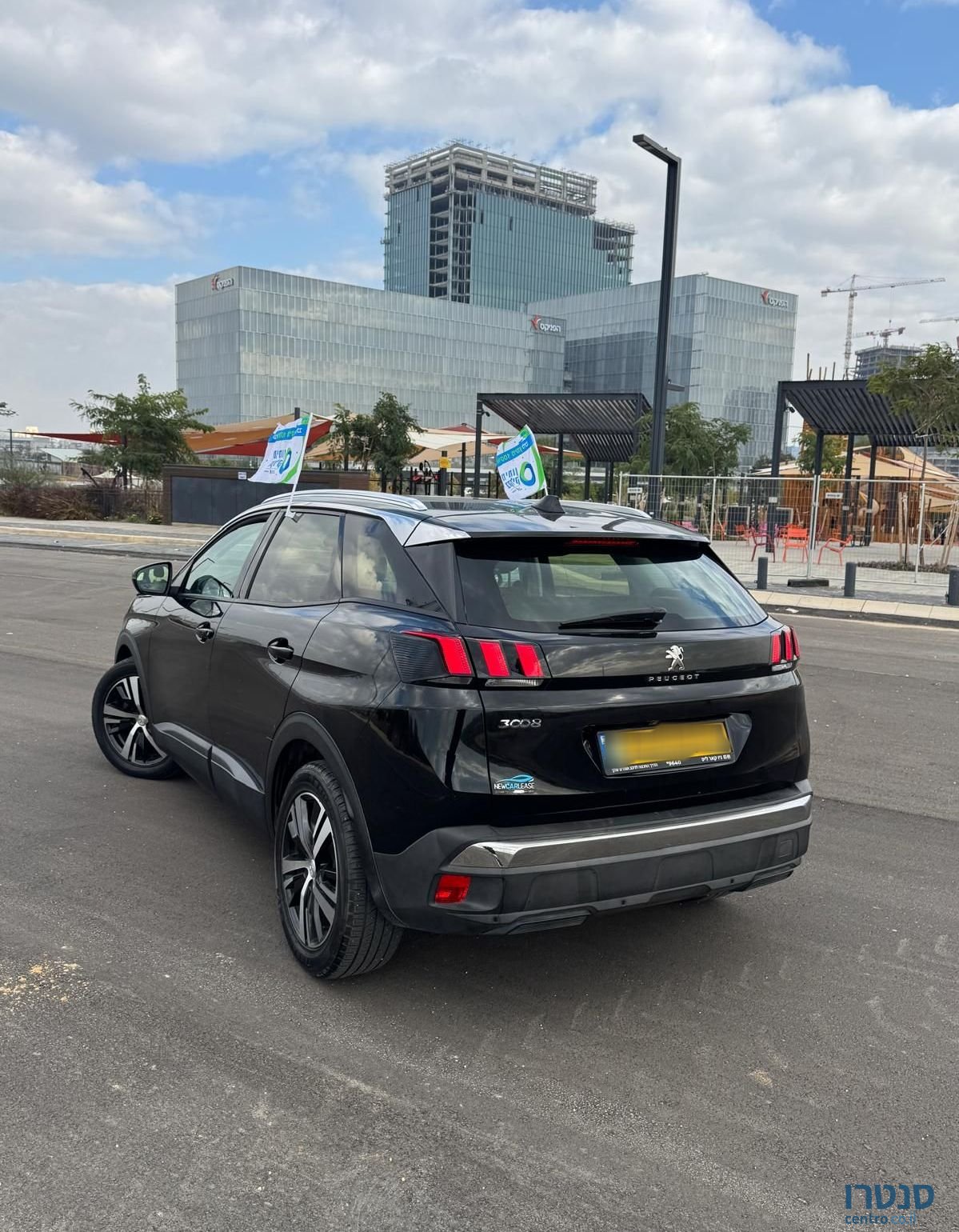 2018' Peugeot 3008 פיג'ו photo #5