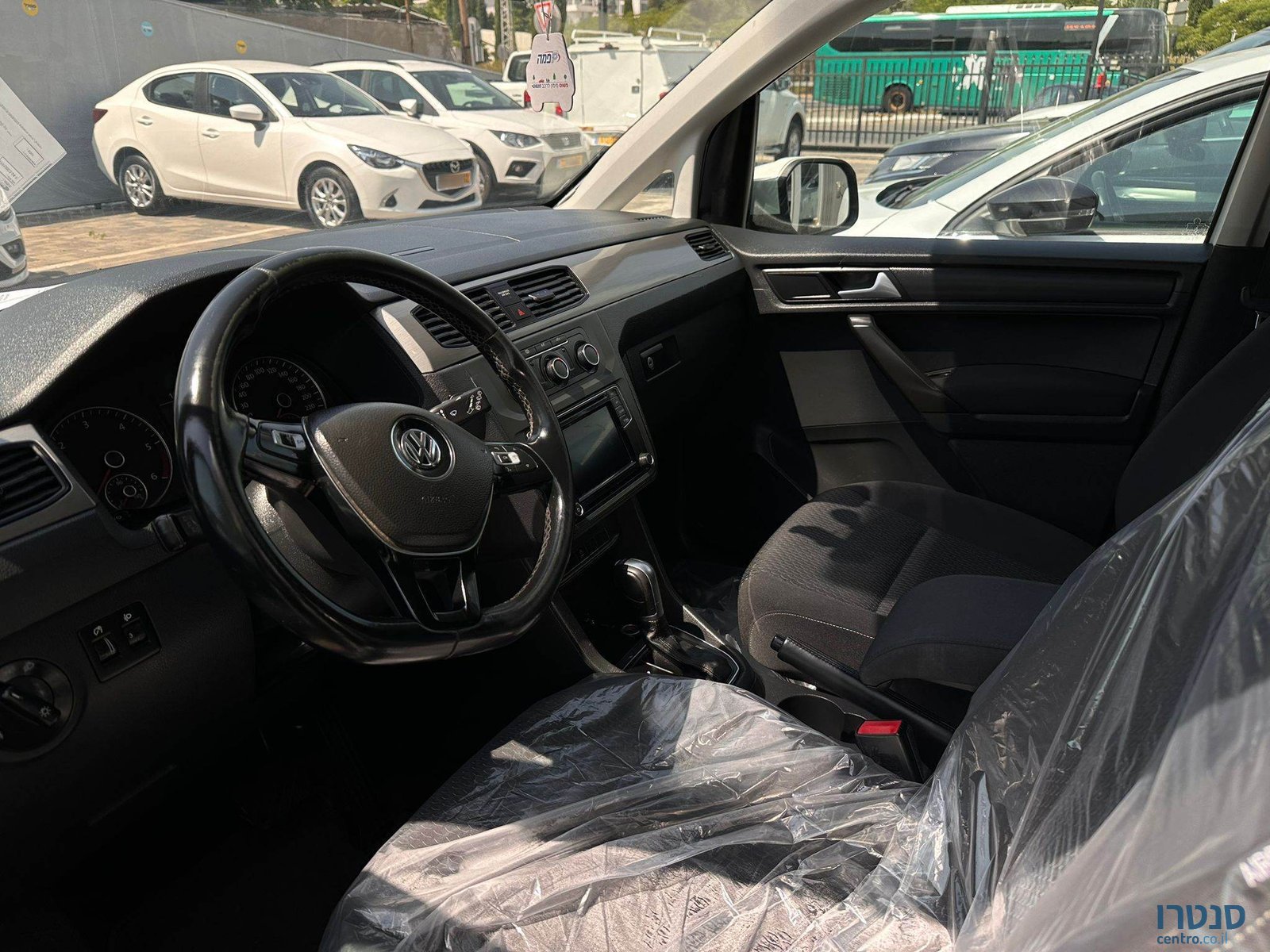 2020' Volkswagen Caddy Maxi photo #5