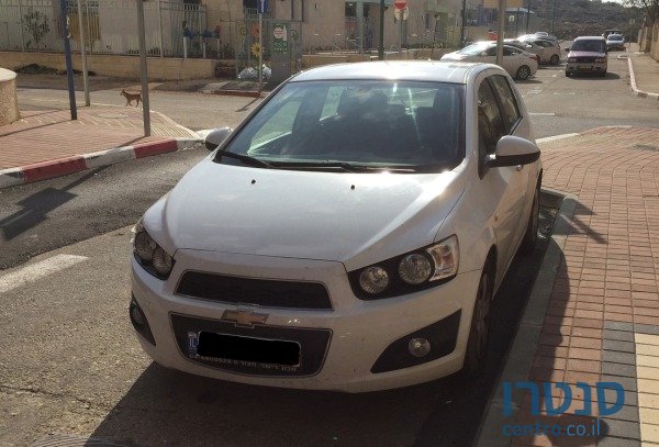 2011' Chevrolet Sonic photo #1