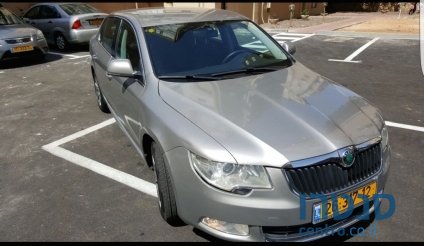 2013' Skoda Superb photo #2