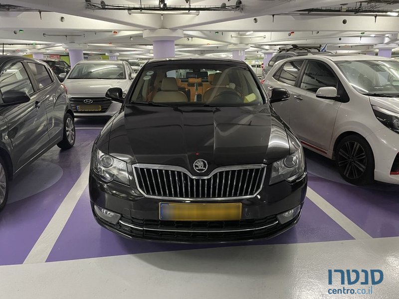 2015' Skoda Superb סקודה סופרב photo #2