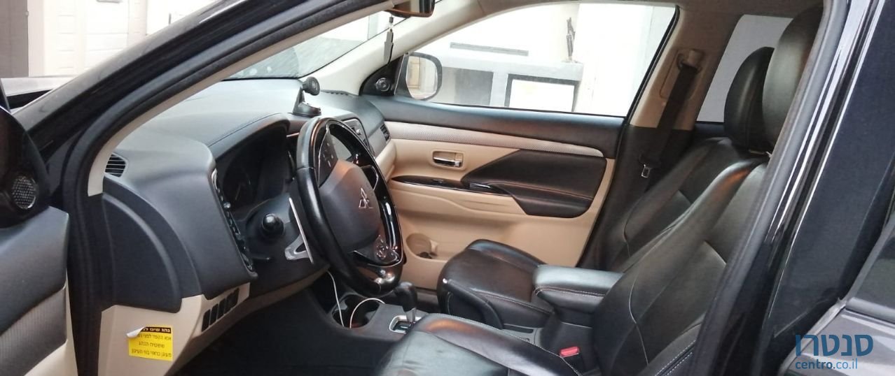 2015' Mitsubishi Outlander מיצובישי אאוטלנדר photo #6