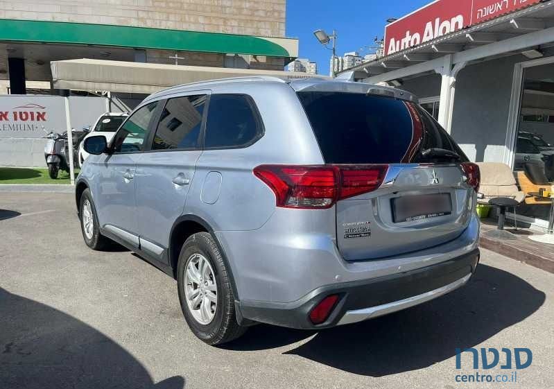 2017' Mitsubishi Outlander מיצובישי אאוטלנדר photo #4