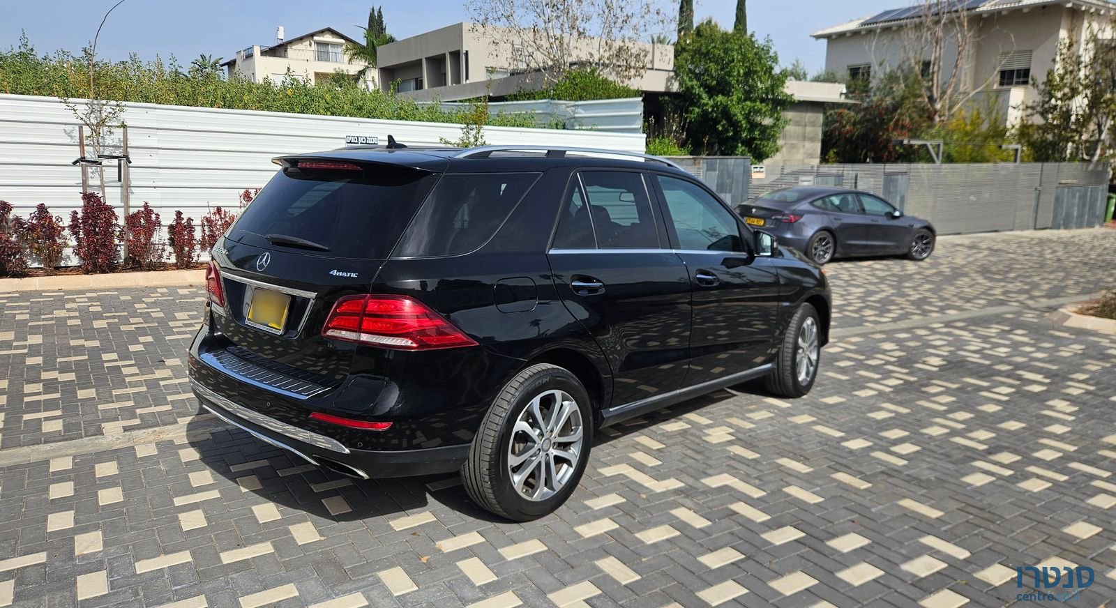 2017' Mercedes-Benz GLE מרצדס-בנץ photo #3
