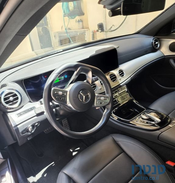 2019' Mercedes-Benz E-Class מרצדס photo #4