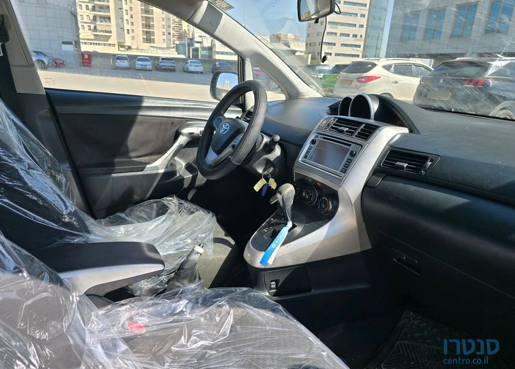 2012' Toyota Verso טויוטה ורסו photo #4