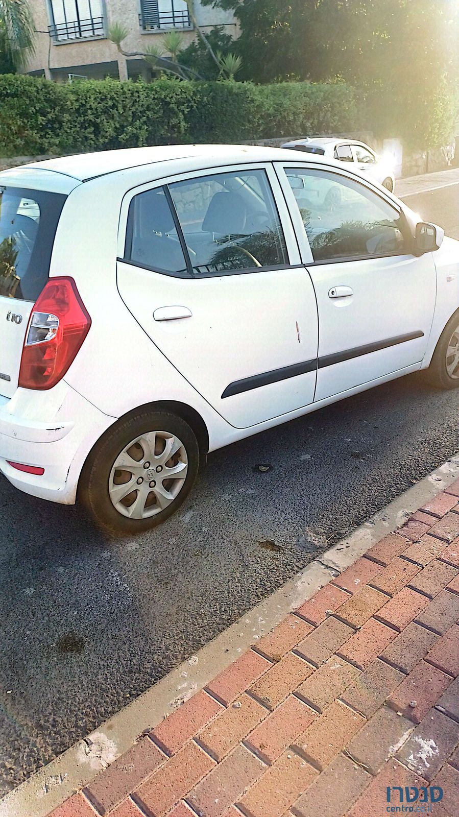 2012' Hyundai i10 יונדאי photo #1