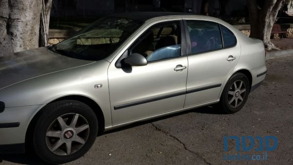 2004' SEAT Toledo photo #1