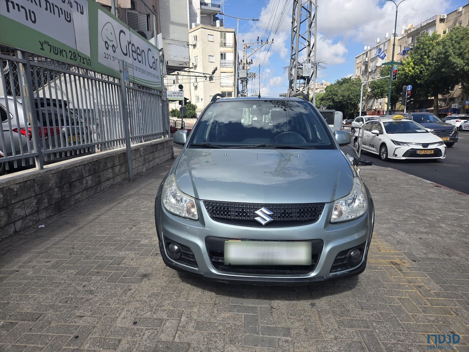 2013' Suzuki SX4 photo #4