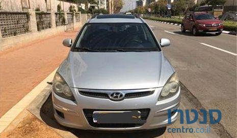 2010' Hyundai I30Cw i30cw יונדאי photo #3