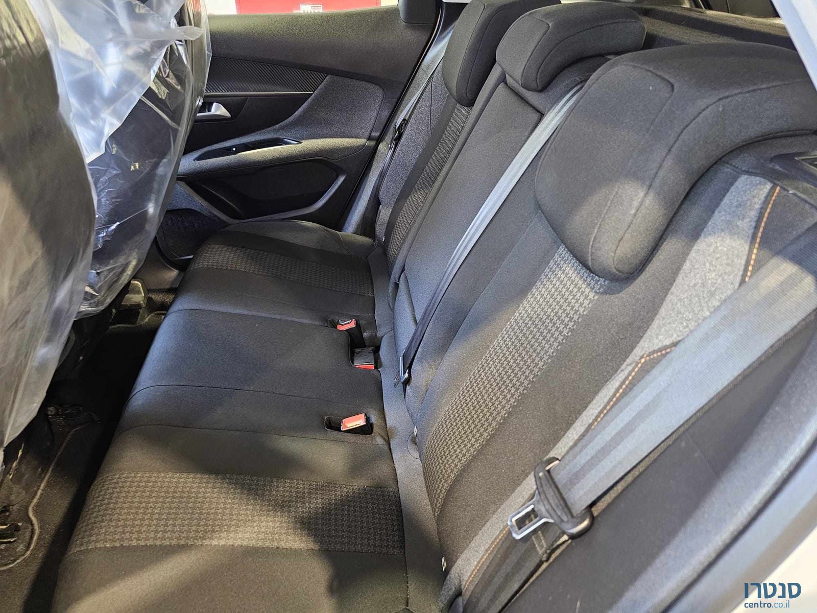 2020' Peugeot 3008 photo #6