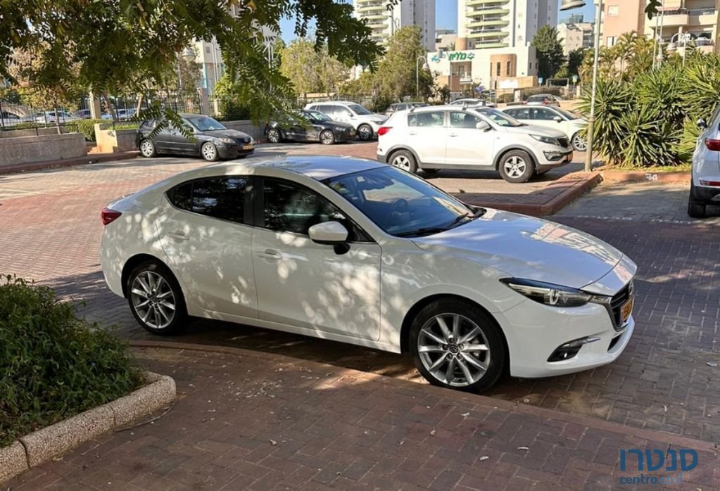 2019' Mazda 3 מאזדה photo #3