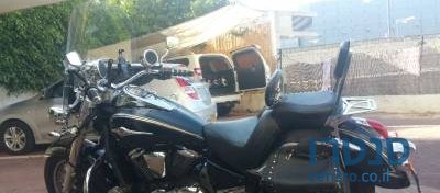 2011' Kawasaki VN900 קלאסיק photo #1