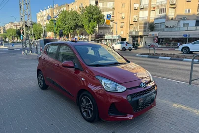 2021' Hyundai i10