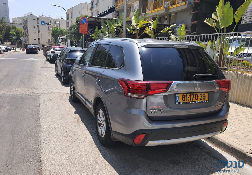 2016' Mitsubishi Outlander מיצובישי אאוטלנדר photo #3