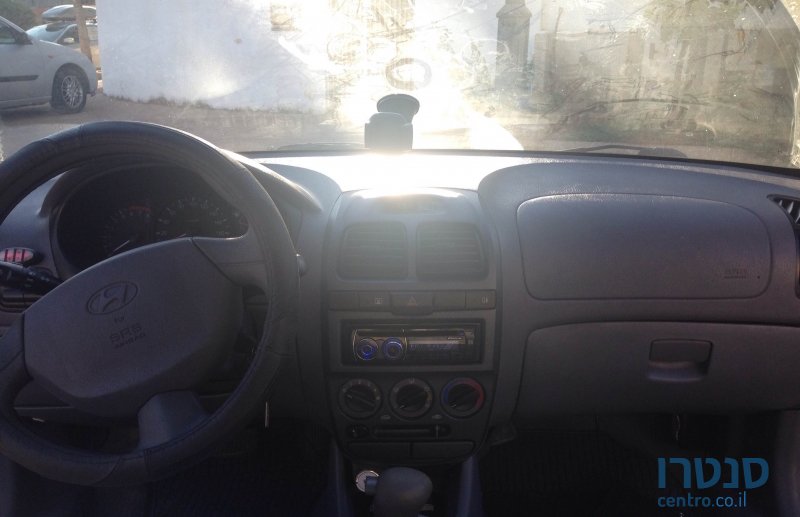 2006' Hyundai Accent photo #2