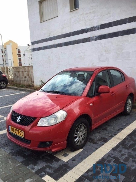 2009' Suzuki SX4 photo #2