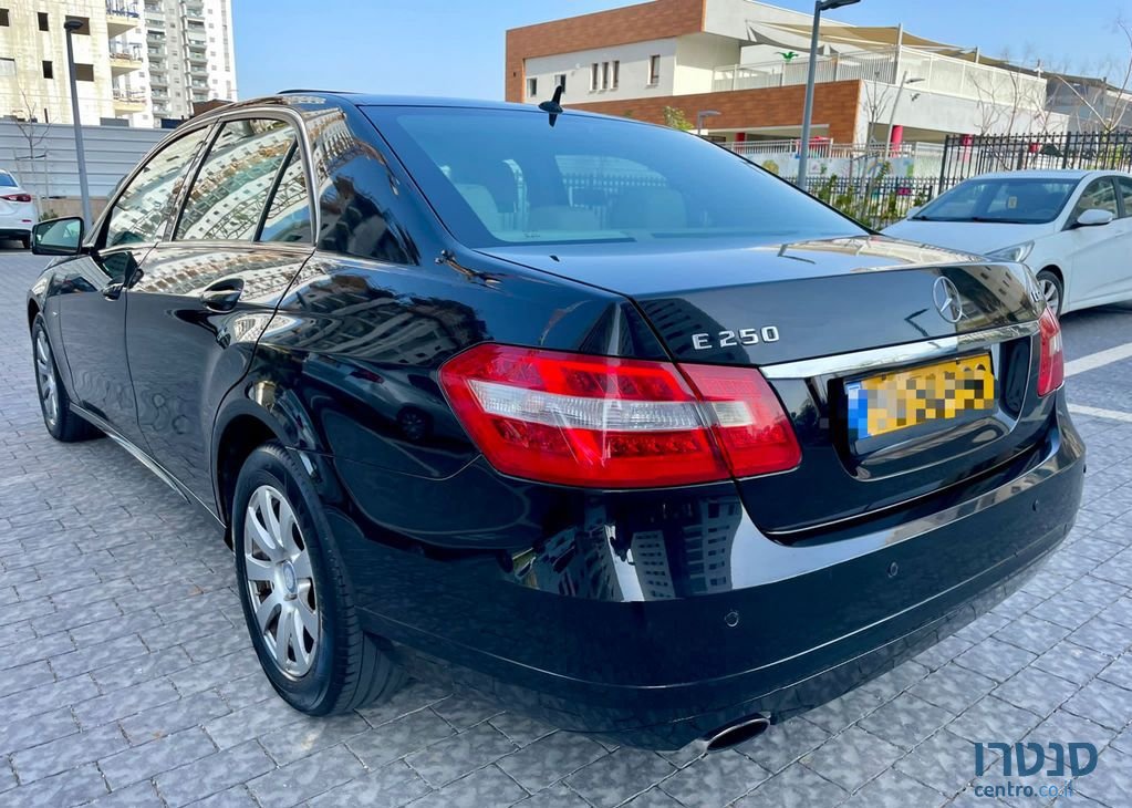 2009' Mercedes-Benz E-Class מרצדס photo #6