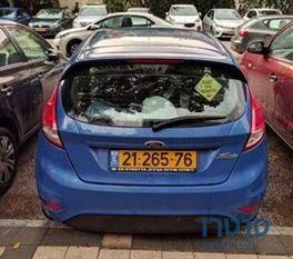 2013' Ford Fiesta photo #2