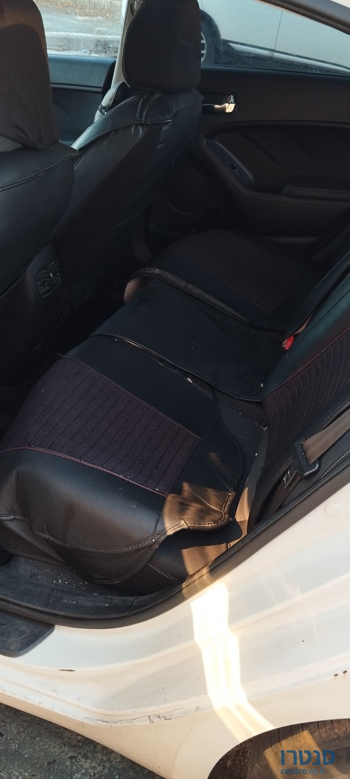 2014' Kia Forte photo #7