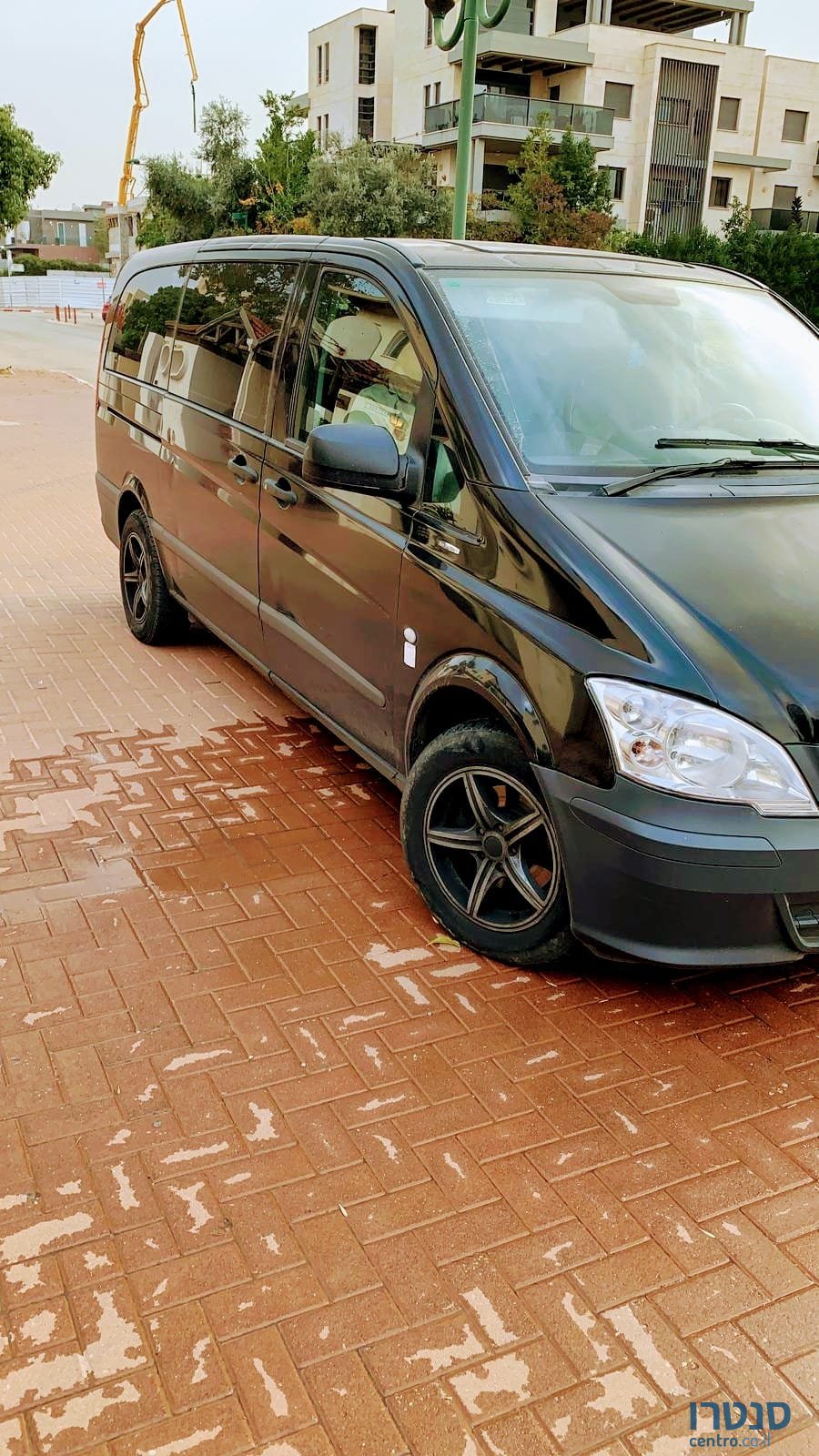 2012' Mercedes-Benz Vito photo #1