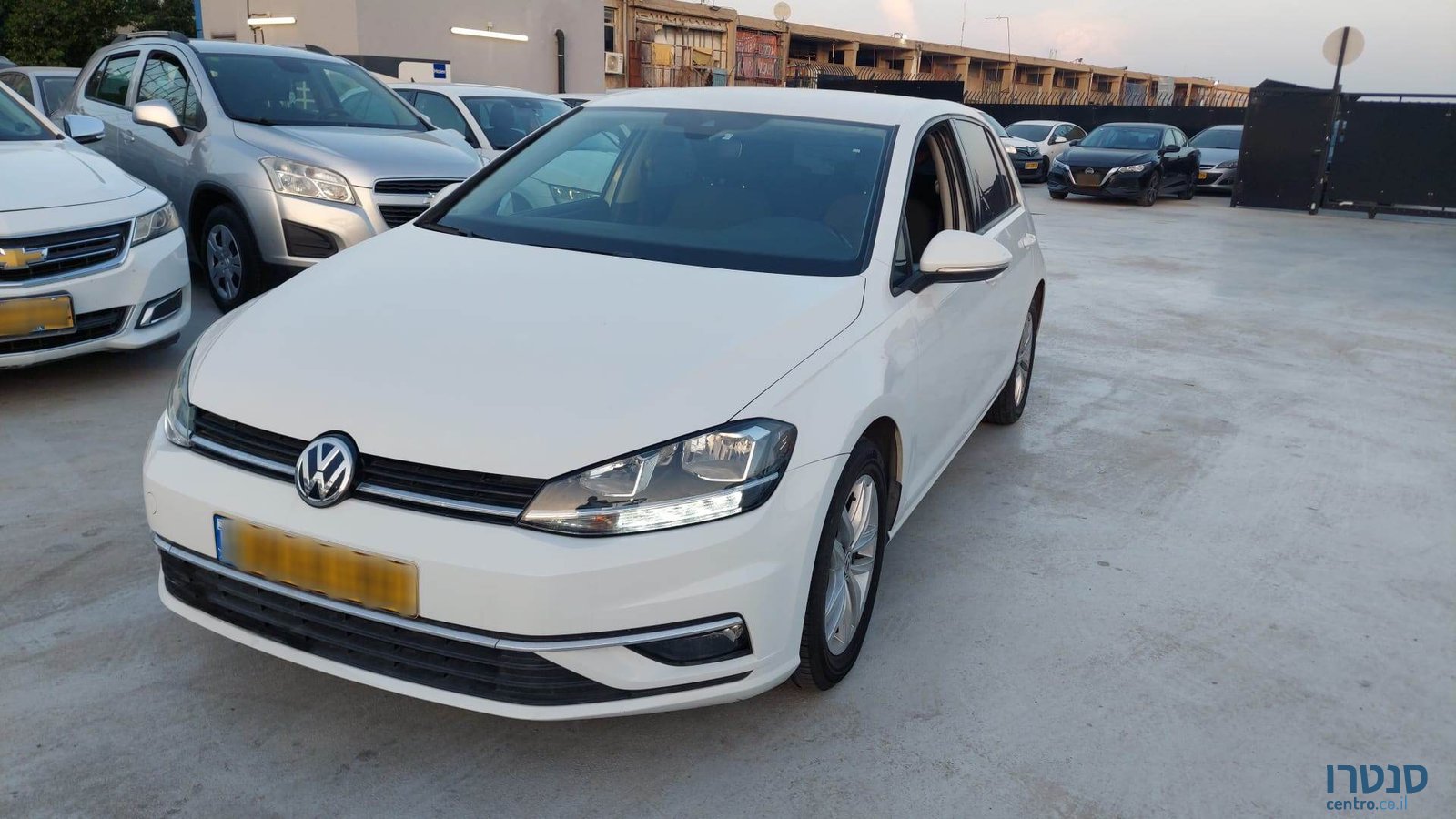 2018' Volkswagen Golf photo #1