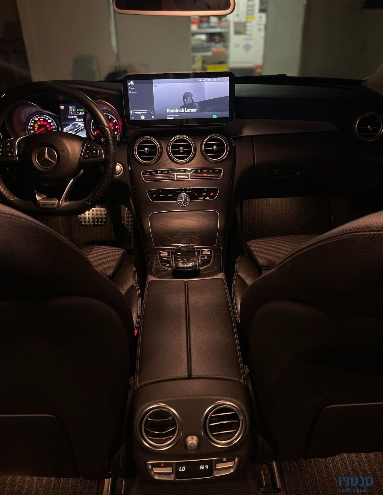 2017' Mercedes-Benz C-Class מרצדס-בנץ photo #5