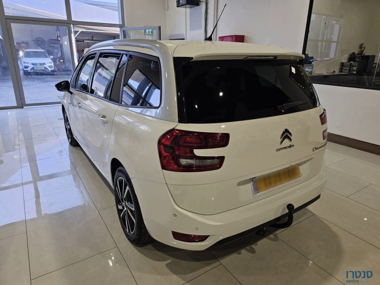 2022' Citroen C4 SpaceTourer photo #4