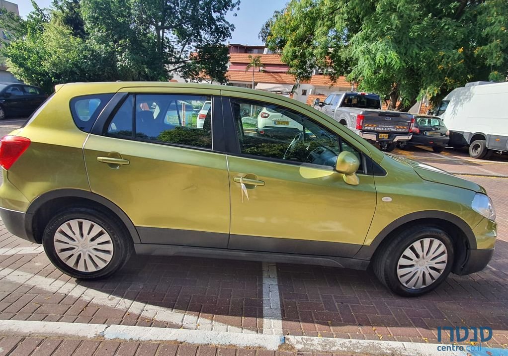2014' Suzuki SX4 סוזוקי קרוסאובר photo #6