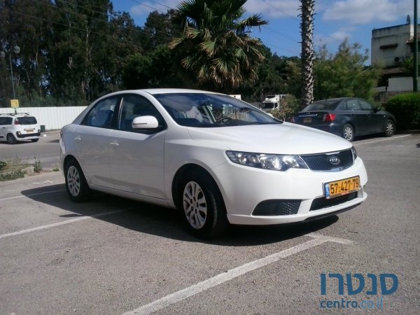 2012' Kia Forte photo #1