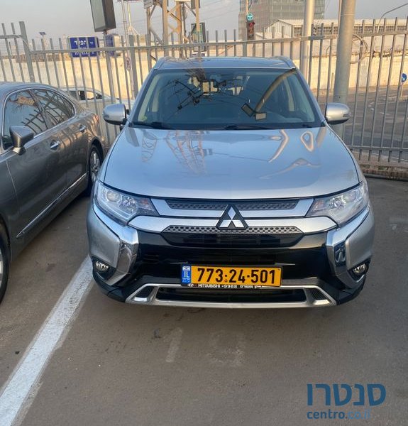 2019' Mitsubishi Outlander מיצובישי אאוטלנדר photo #1