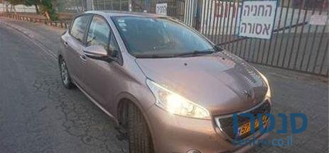 2014' Peugeot 208 208 פיג'ו photo #2