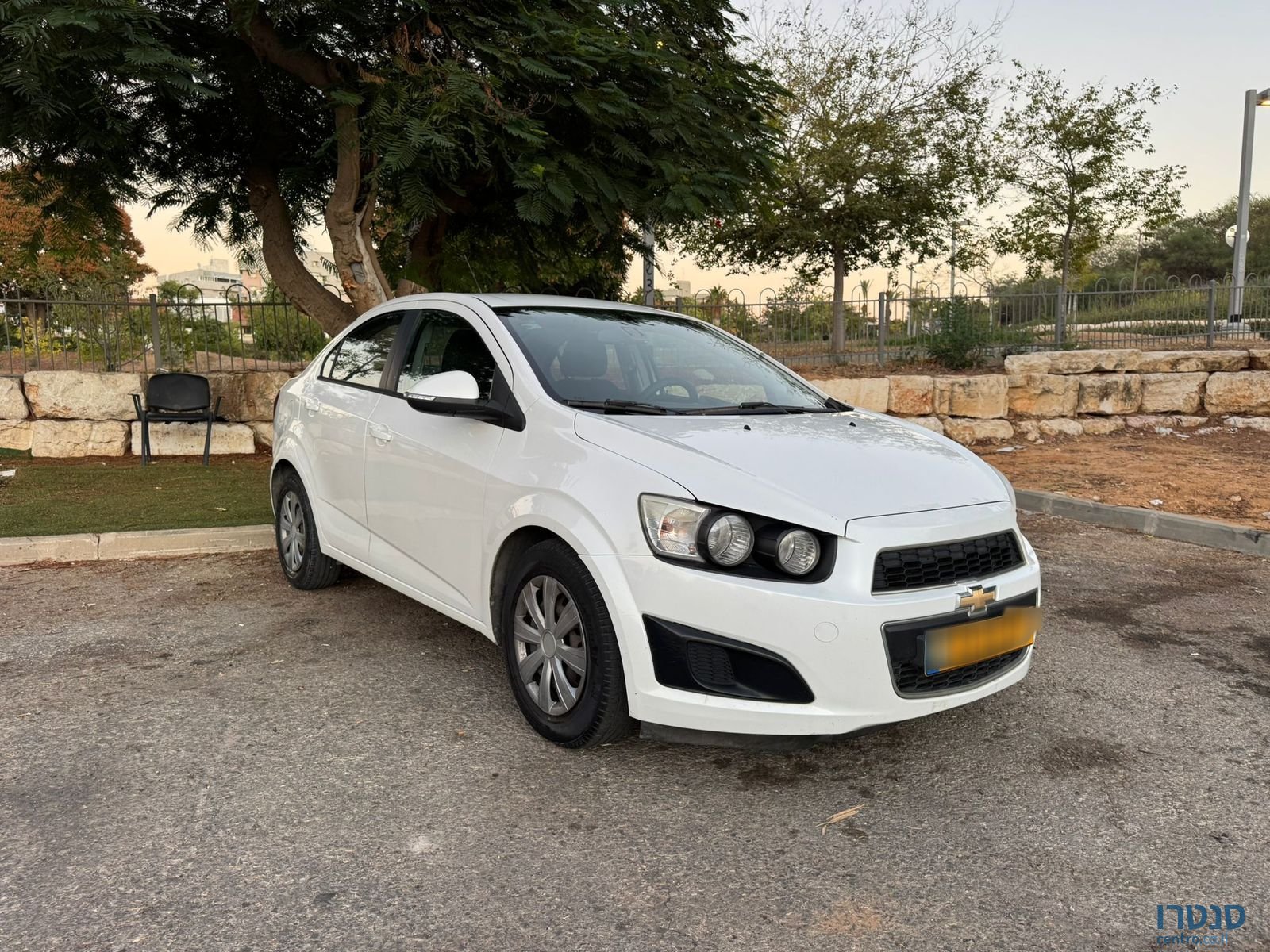 2014' Chevrolet Sonic photo #1
