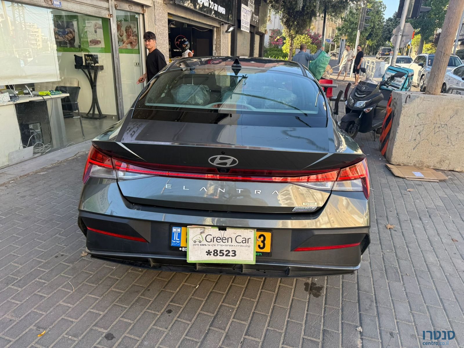 2024' Hyundai Elantra photo #5