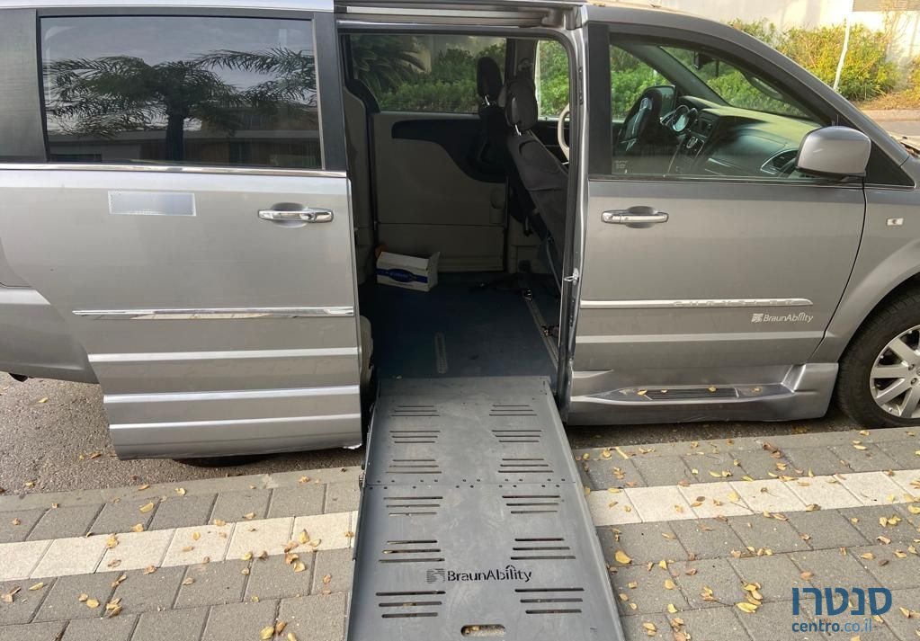 2016' Chrysler Grand Voyager קרייזלר גראנד וויאג'ר photo #6
