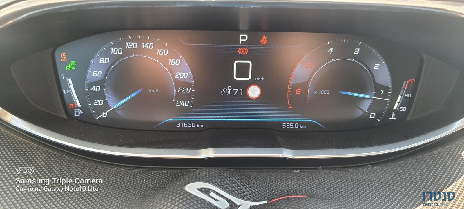 2018' Peugeot 3008 Турбо дизель Premium bleuHD120 photo #1