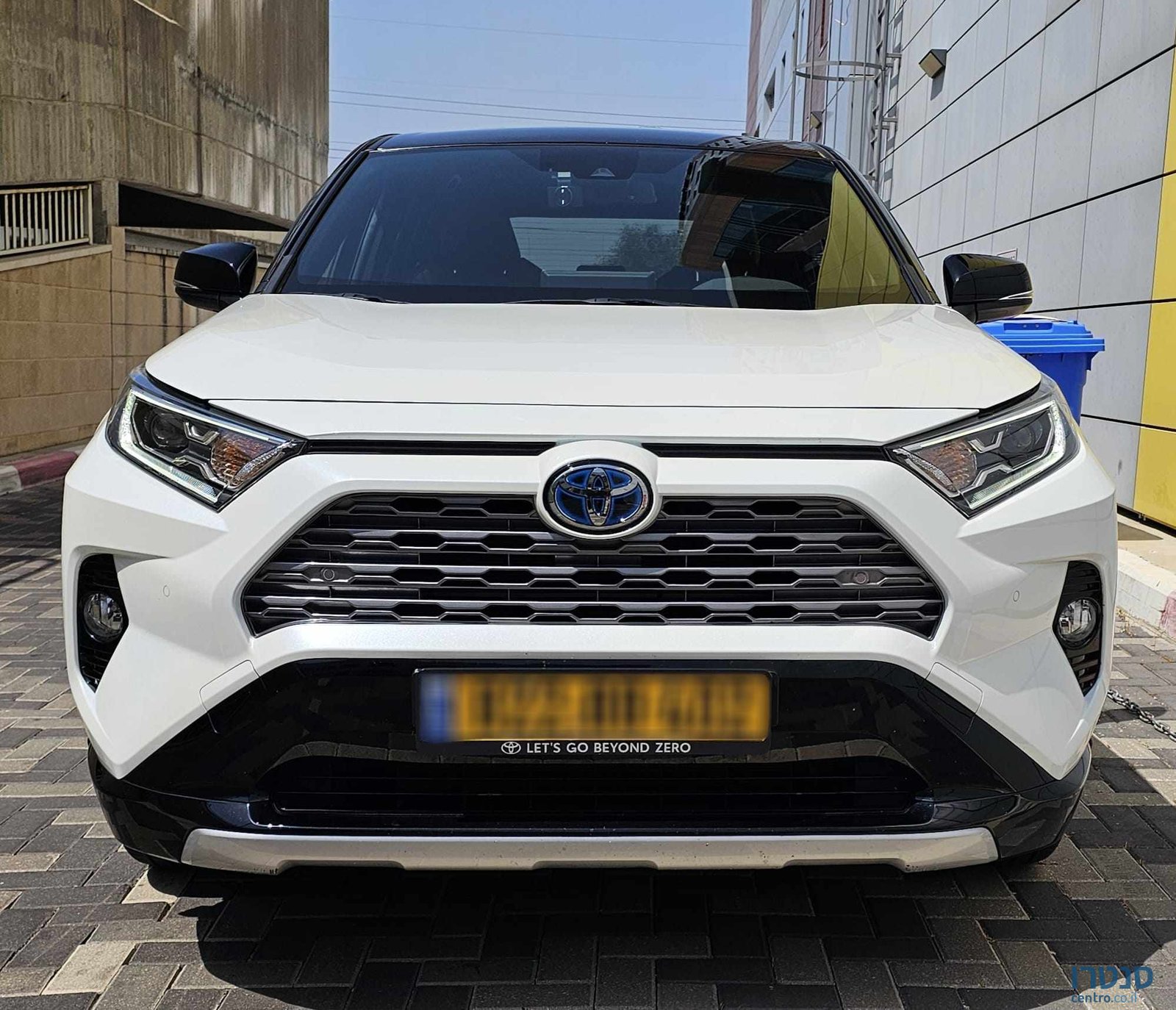 2022' Toyota RAV4 photo #1