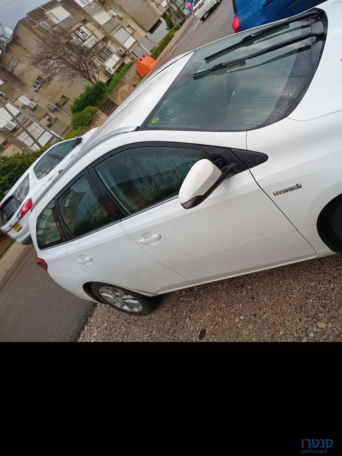 2015' Toyota Auris טויוטה אוריס photo #1