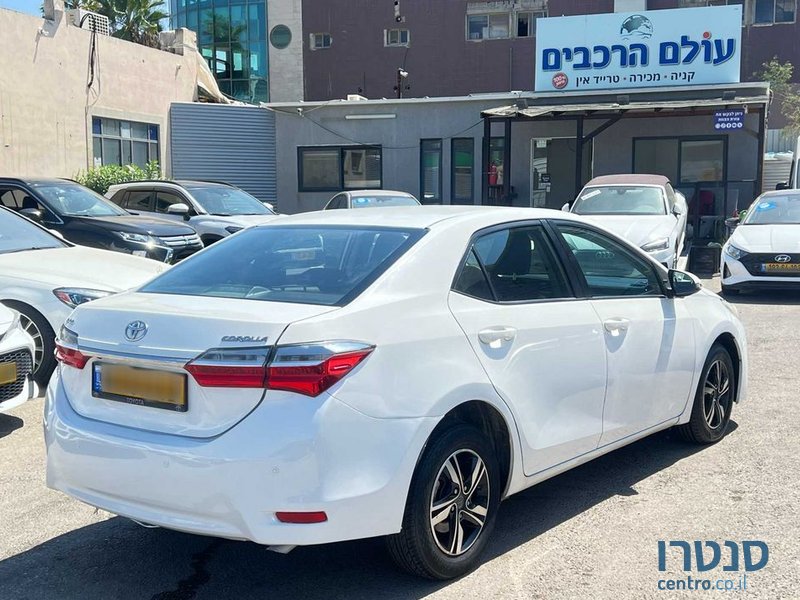 2015' Toyota Corolla טויוטה קורולה photo #5