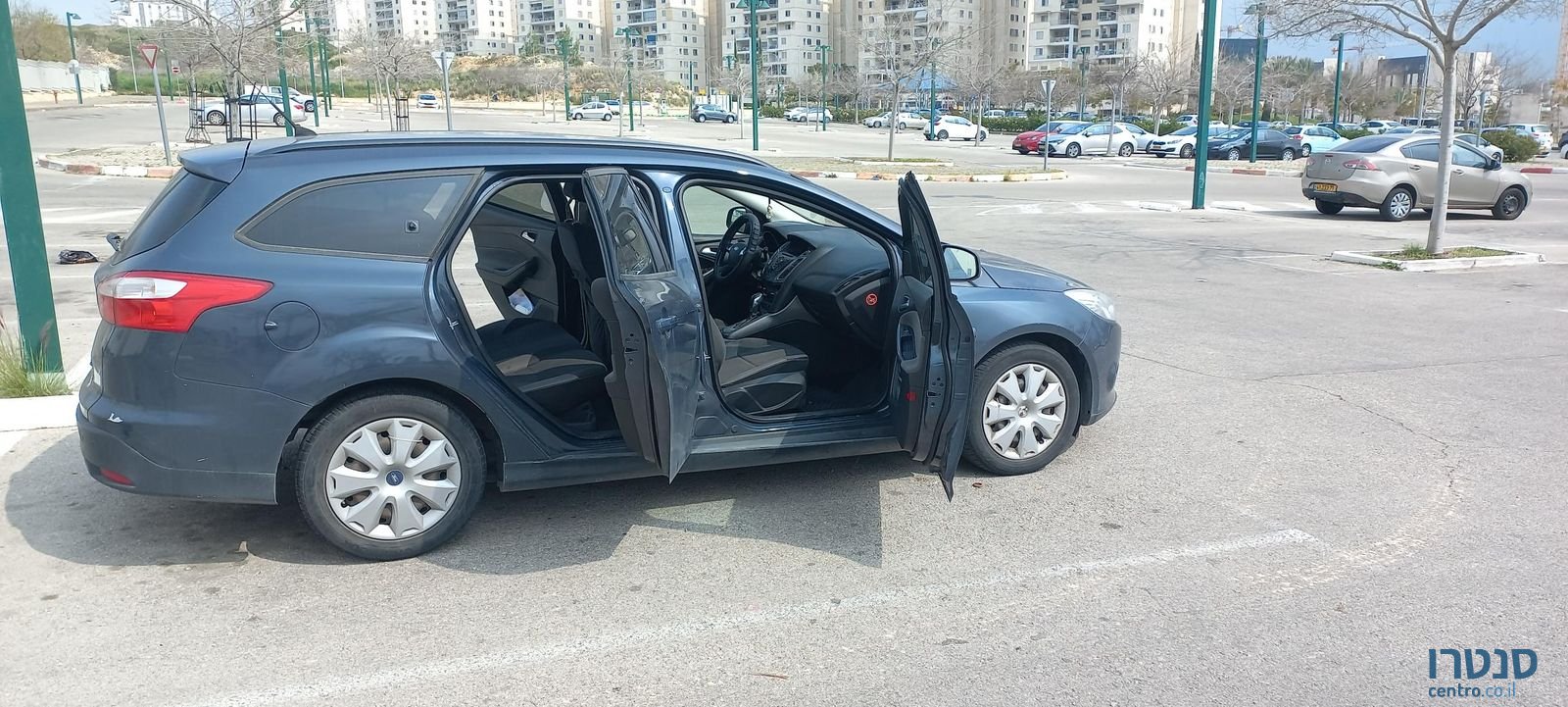 2012' Ford Focus פורד פוקוס photo #2