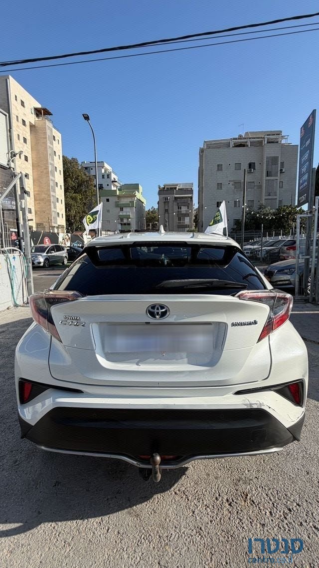 2019' Toyota C-HR טויוטה photo #5