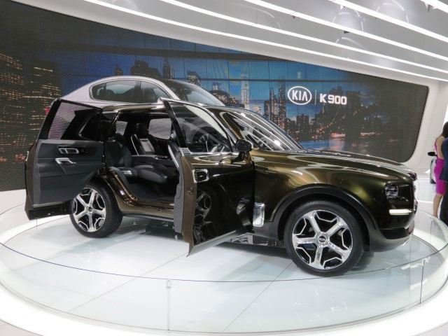Would You Beliveve This SUV Sporting Suicide Doors Is a Kia Concept?