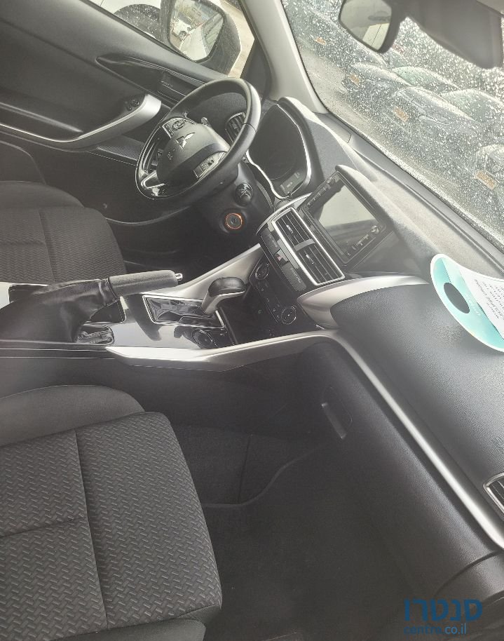 2019' Mitsubishi Eclipse Cross מיצובישי photo #5