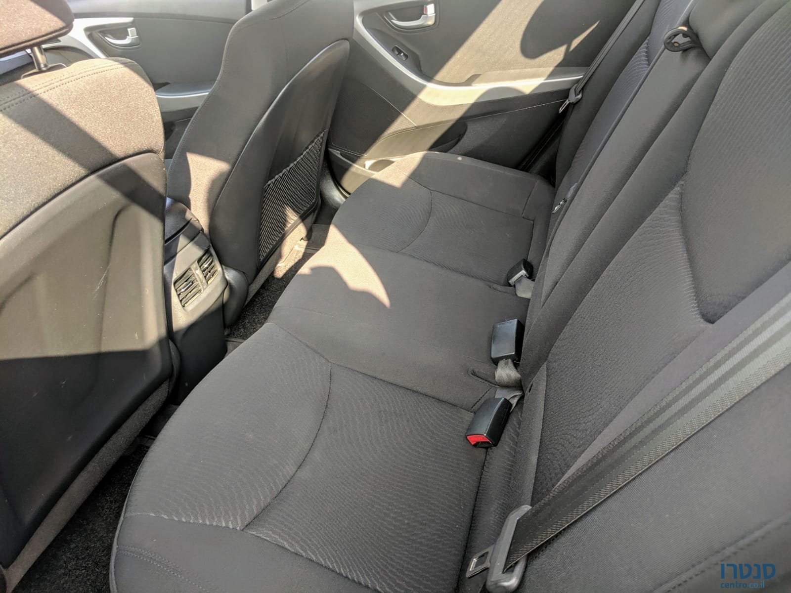 2016' Hyundai i35 photo #6