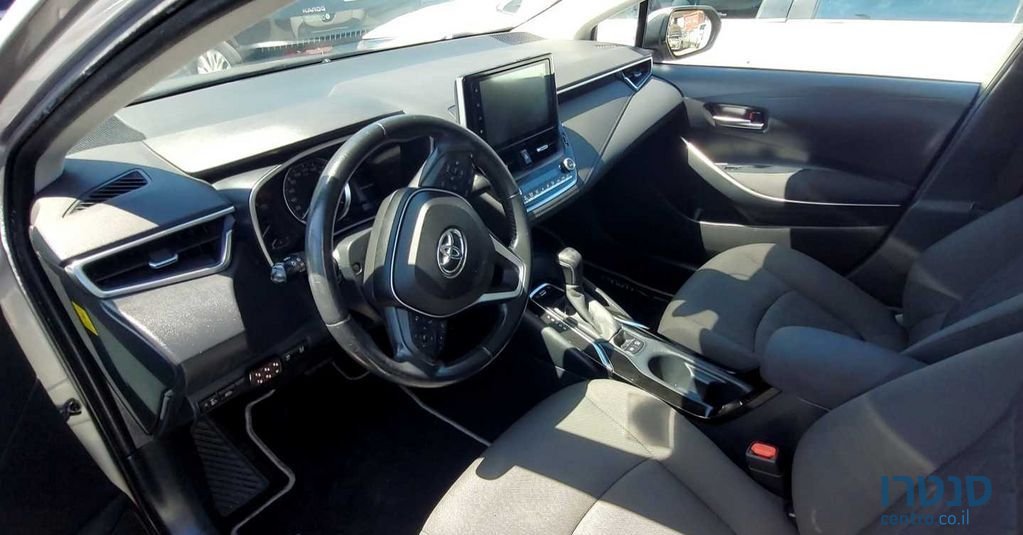 2020' Toyota Corolla טויוטה קורולה photo #3